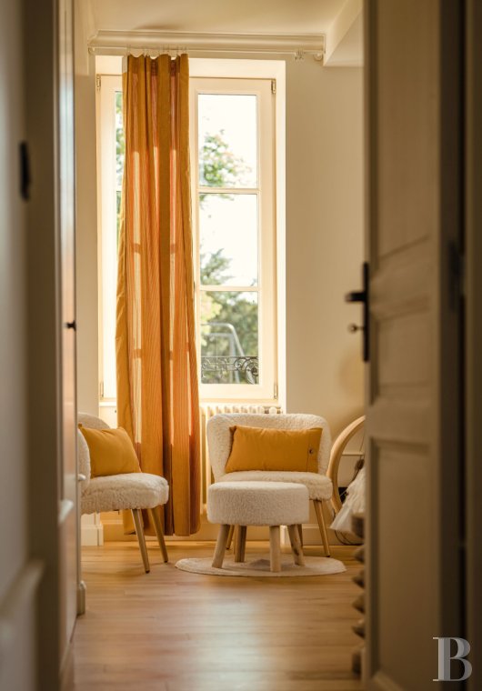 En Saône-et-Loire, dans le village de Lancharre, deux maisons du 17e siècle dans un domaine dédié à la villégiature - photo  n°12